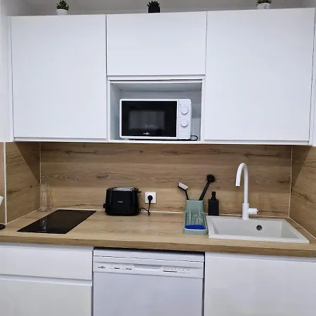 Studio Entierement Renove A 200 Metres Des Plages Apartment Saint-Raphael (Var)